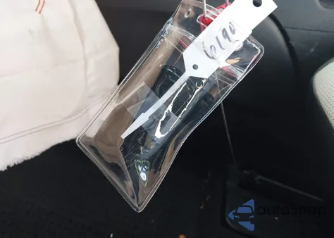 2015 Ford Mustang Ecoboost z USA, uszkodzony, nr VIN 1FA6P8THXF5316190